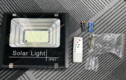 Luz de inundación del panel solar al aire libre más brillante IP6525W 40W 60W 100W Aluminio con sensor de movimiento